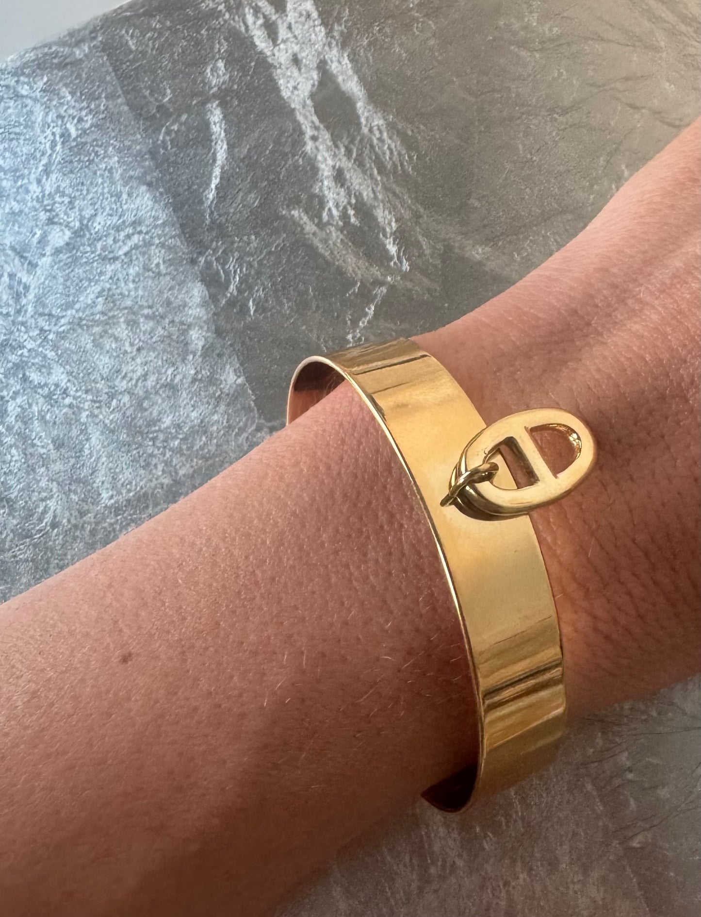 Brazalete Dior