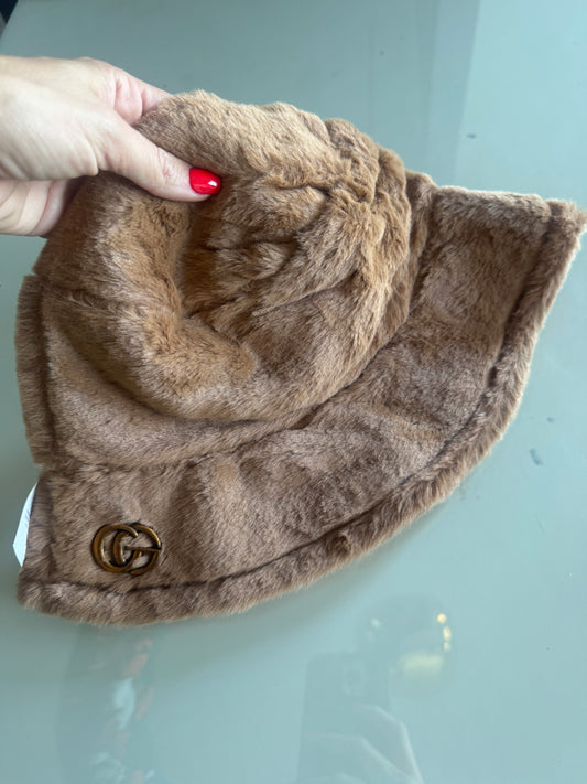 Gorro pelo Gucci Camel
