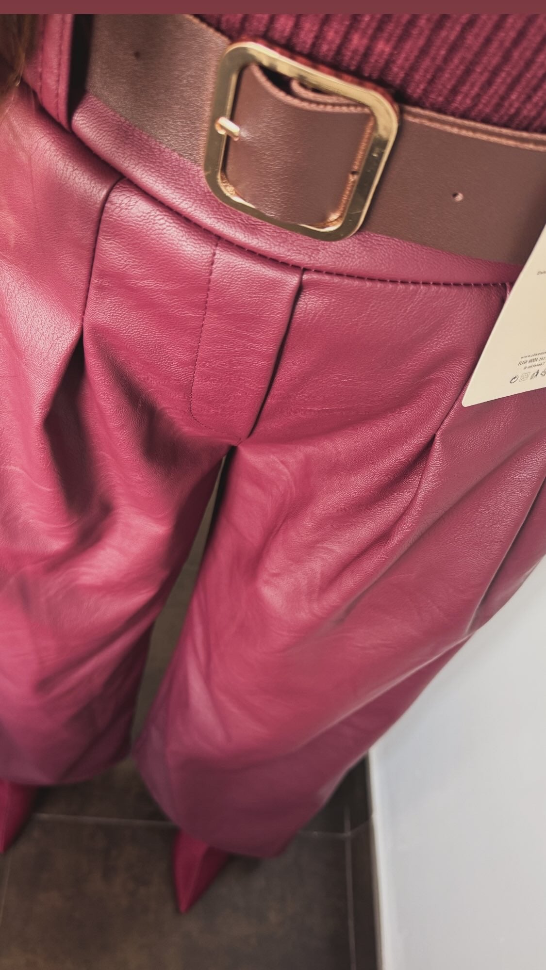 Pantalón polipiel cinturon
