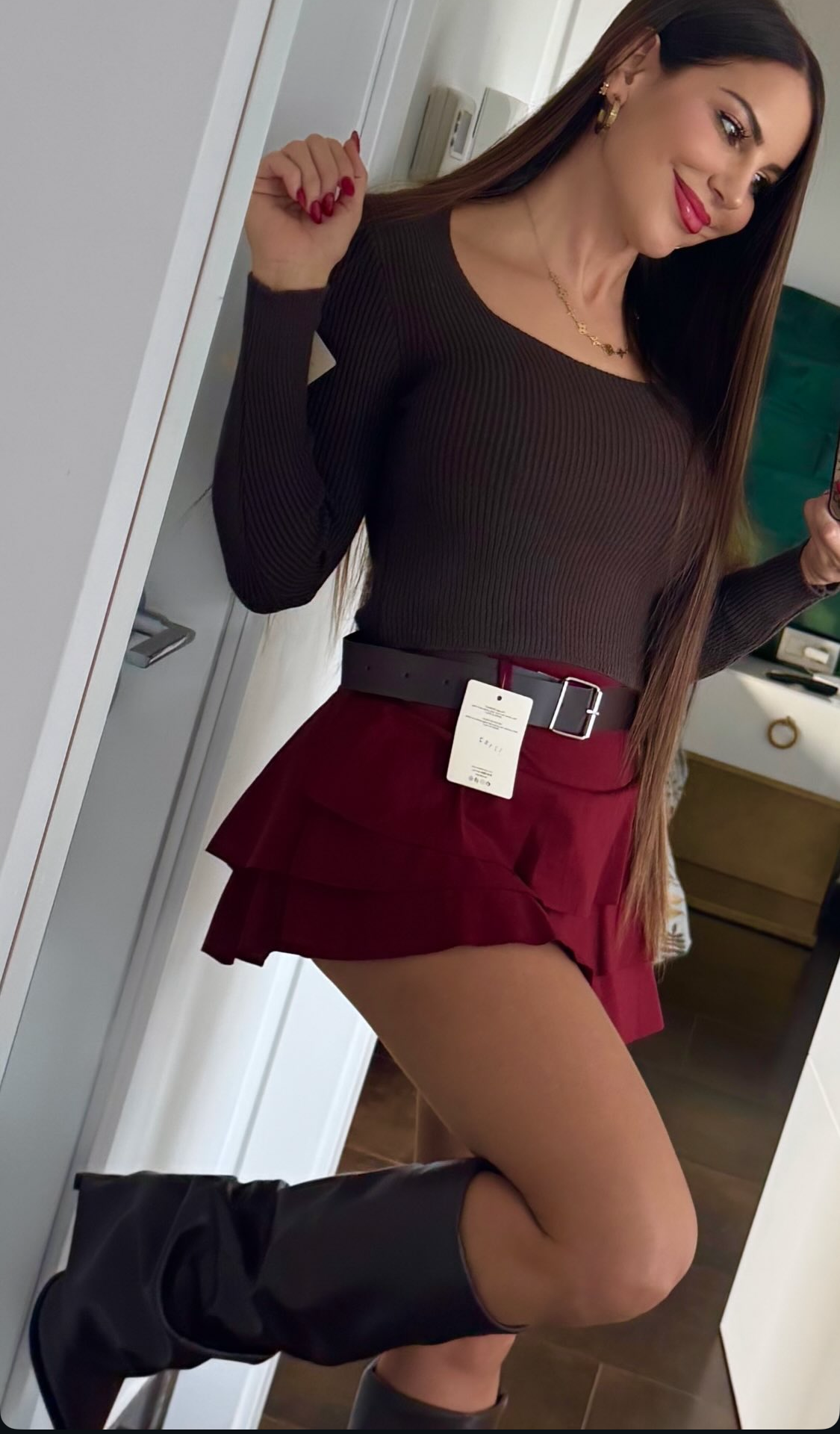 Falda pantalones volantes burdeos