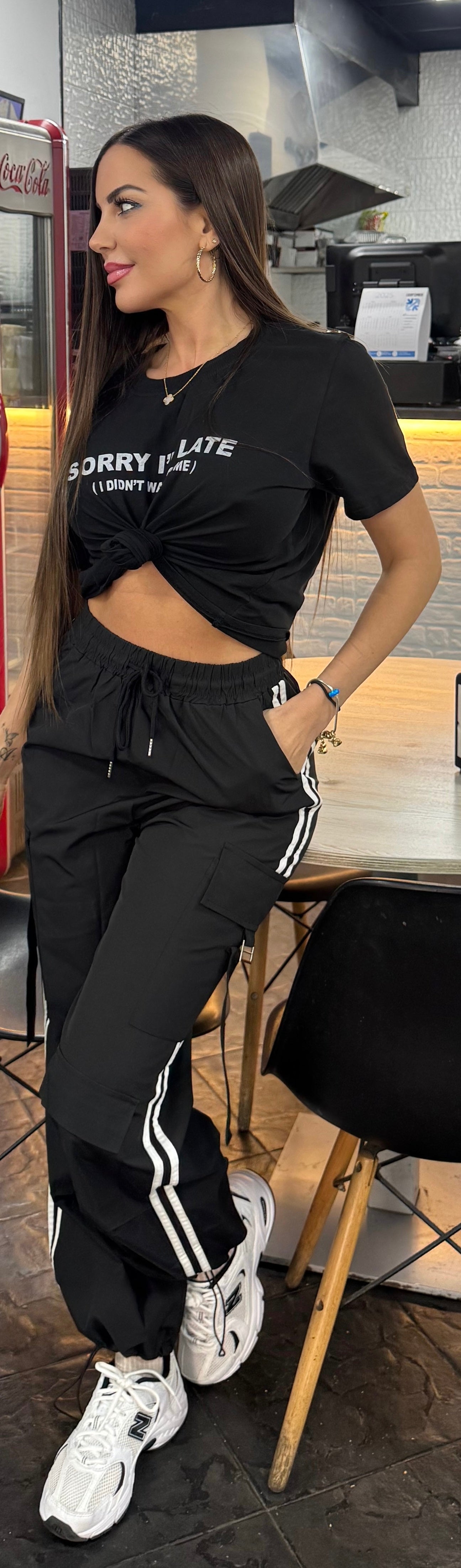 Pantalón cargo negro