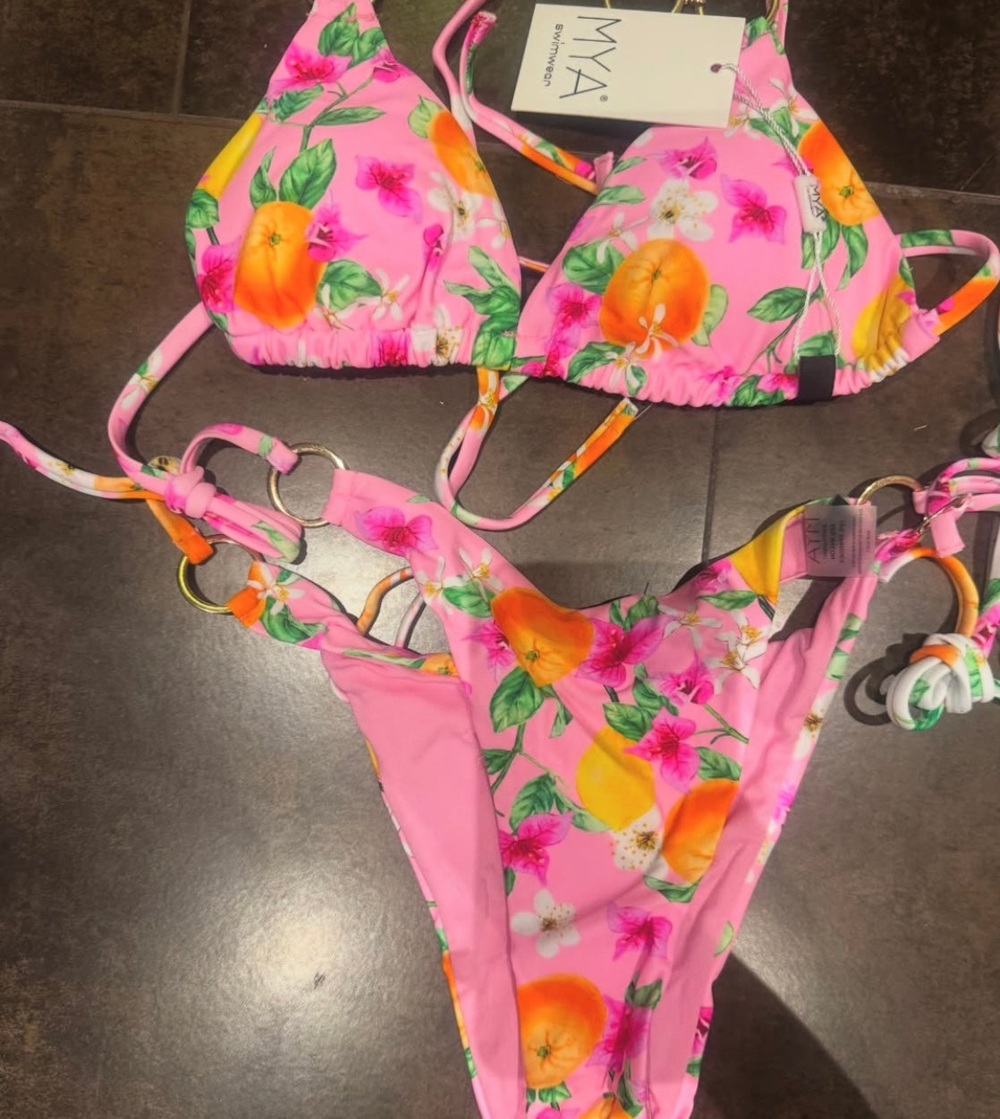 Bikini frutas rosa