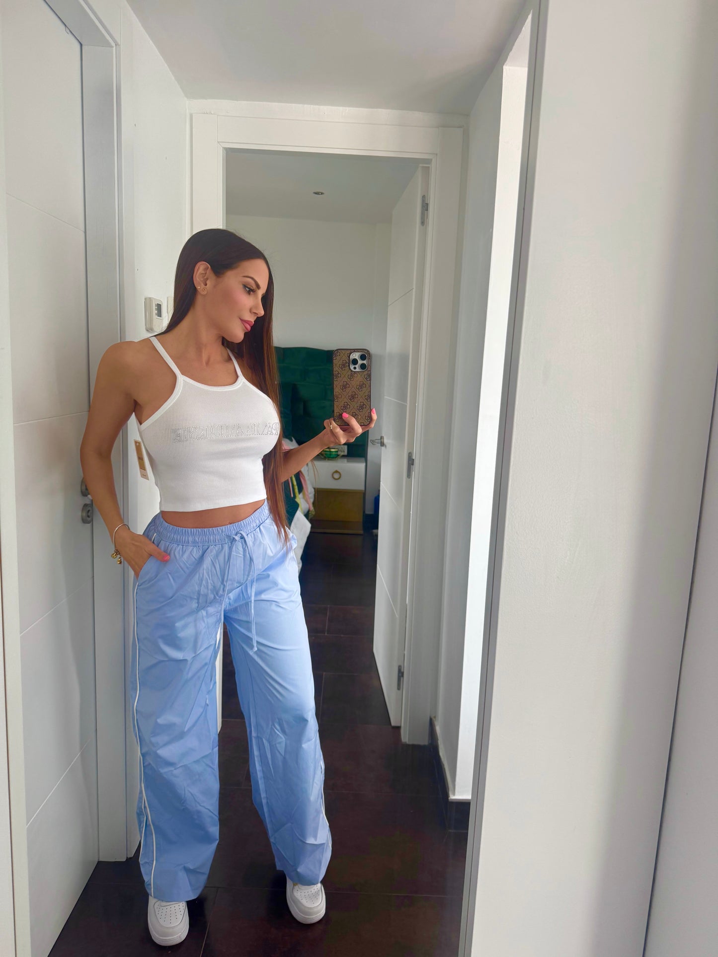Pantalón cargo azul bebé