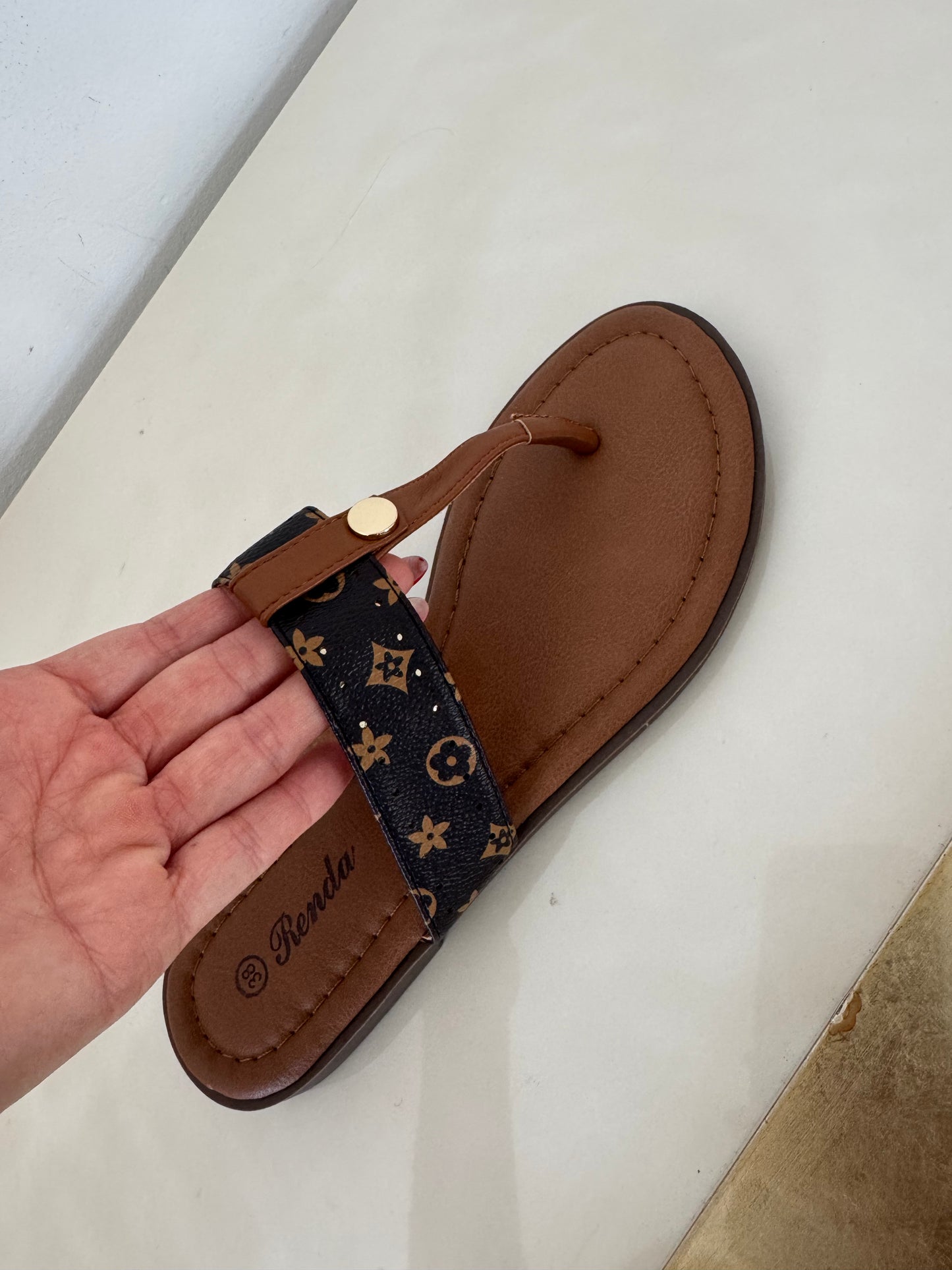 Sandalia louis v