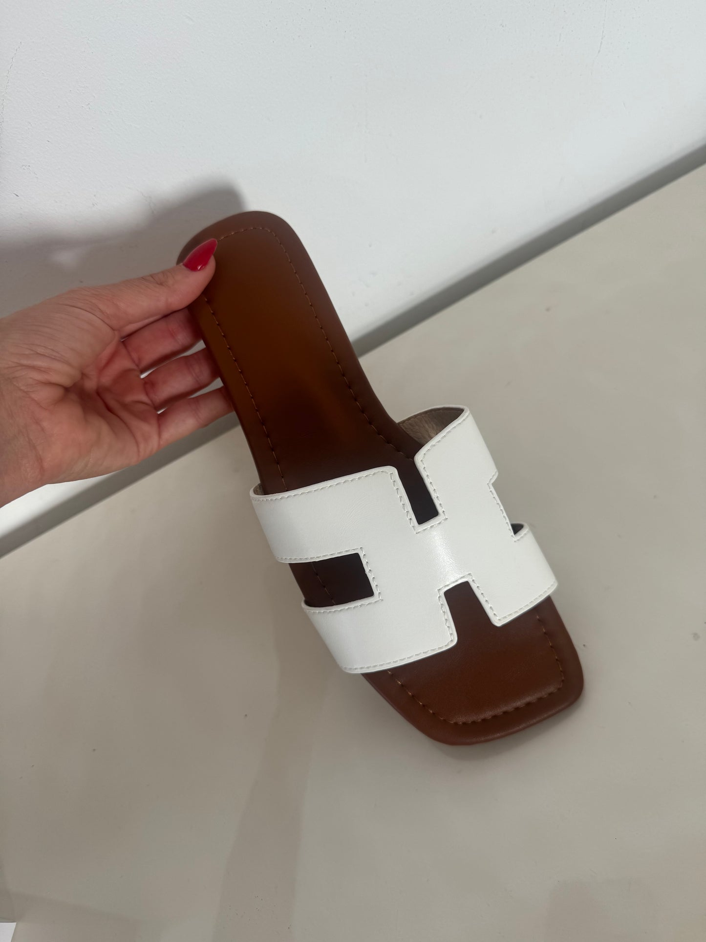 Sandalia pala Hermes