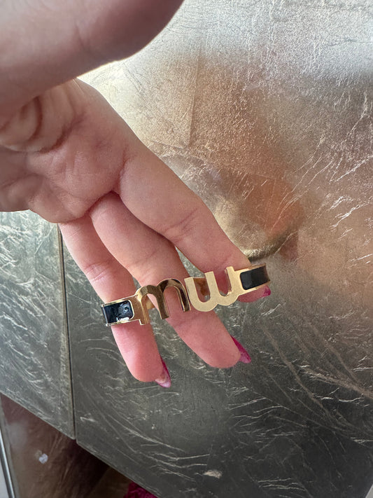 Brazalete miu