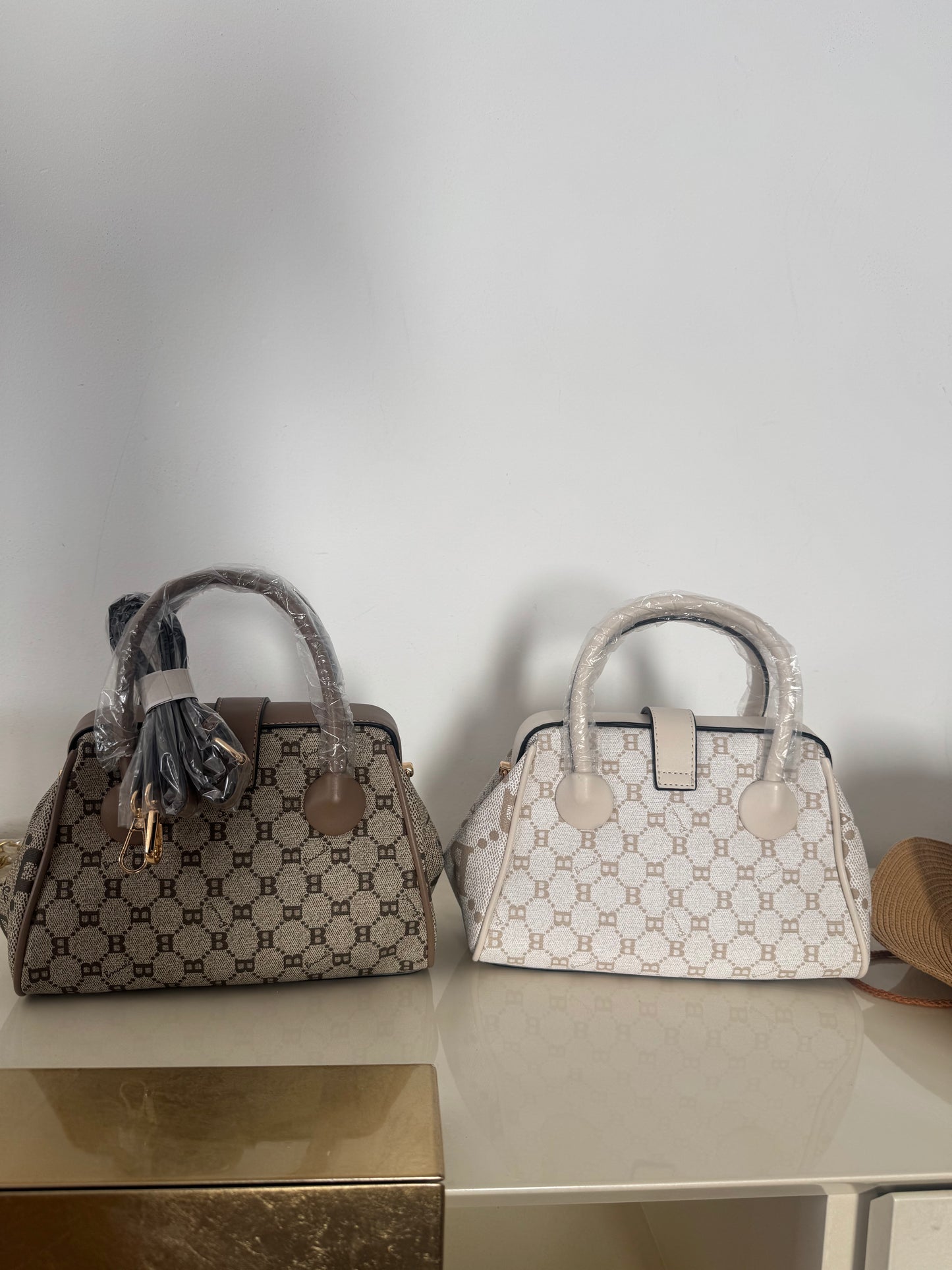 Bolso B