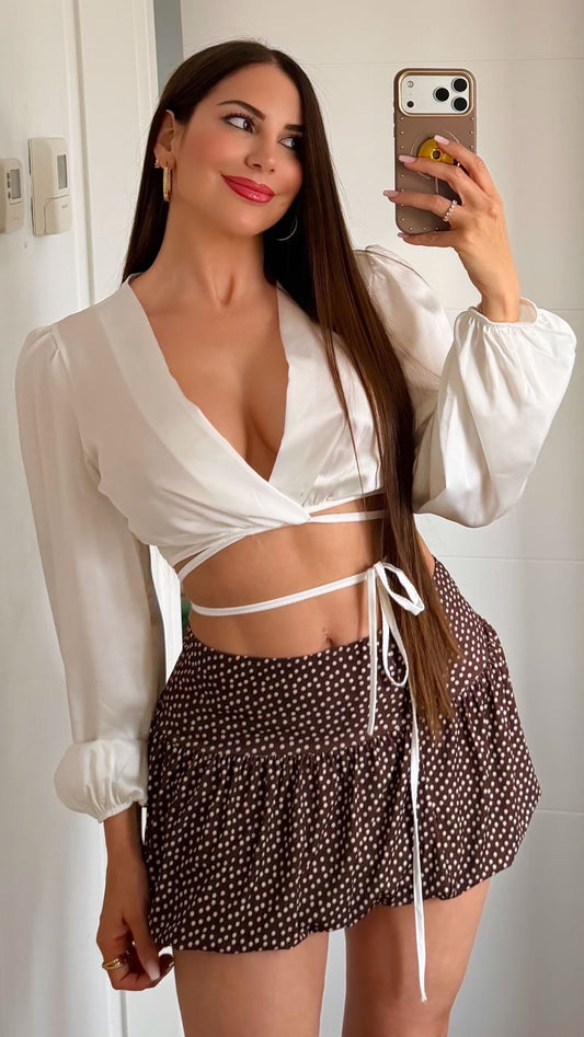 Blusa satinada cruzada