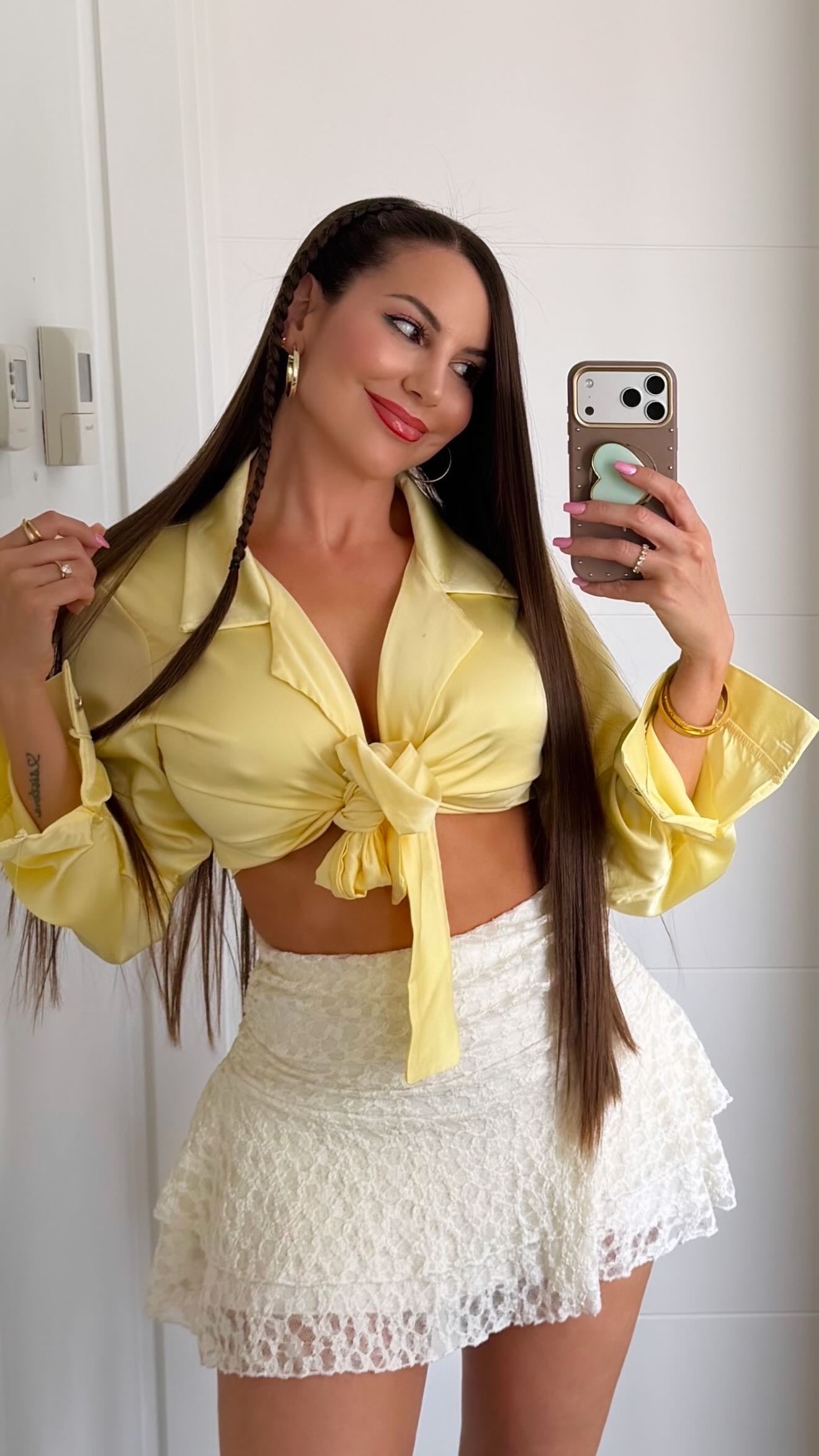 Blusa satinada Amarillo