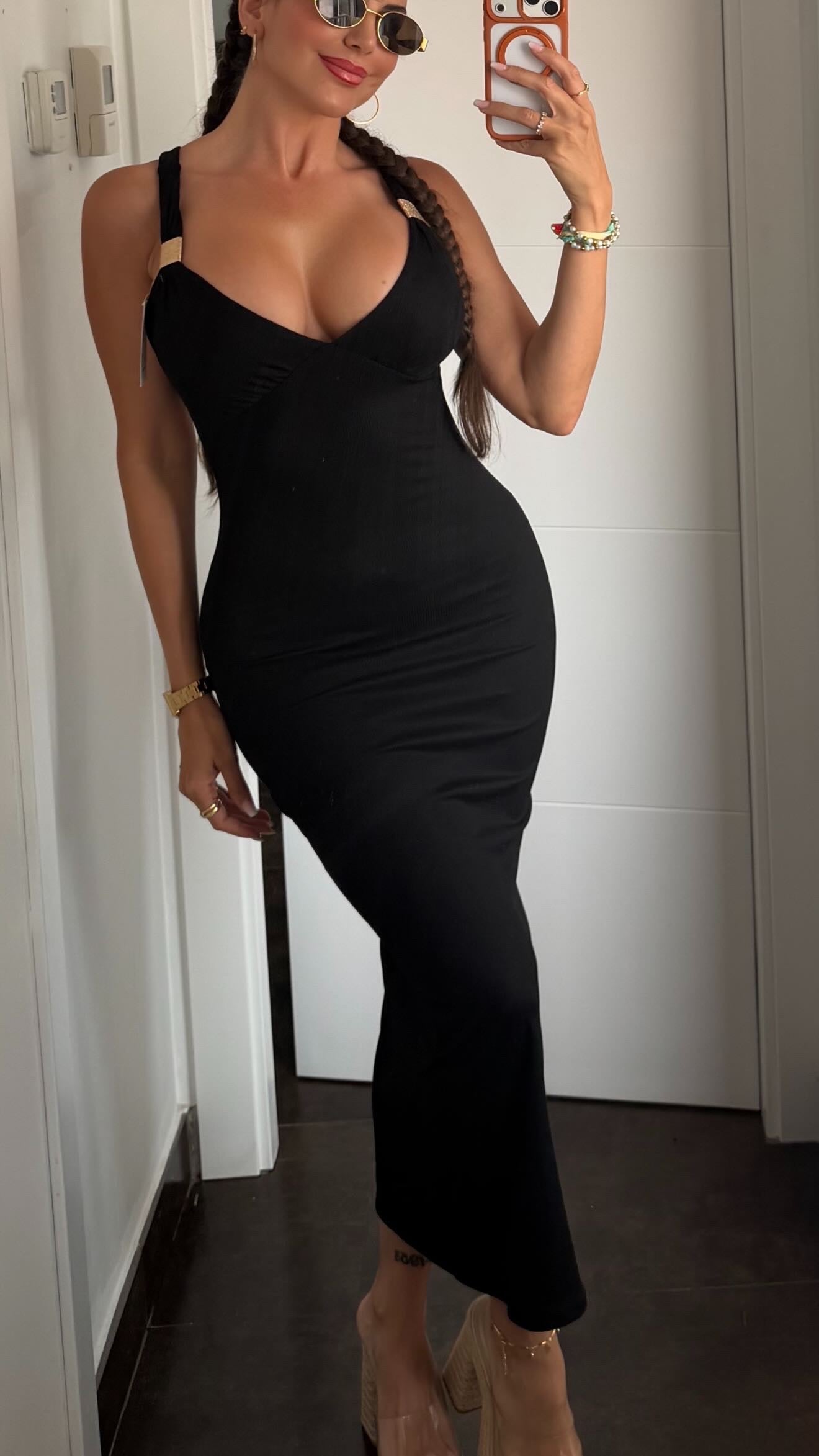 Vestido Midi Negro