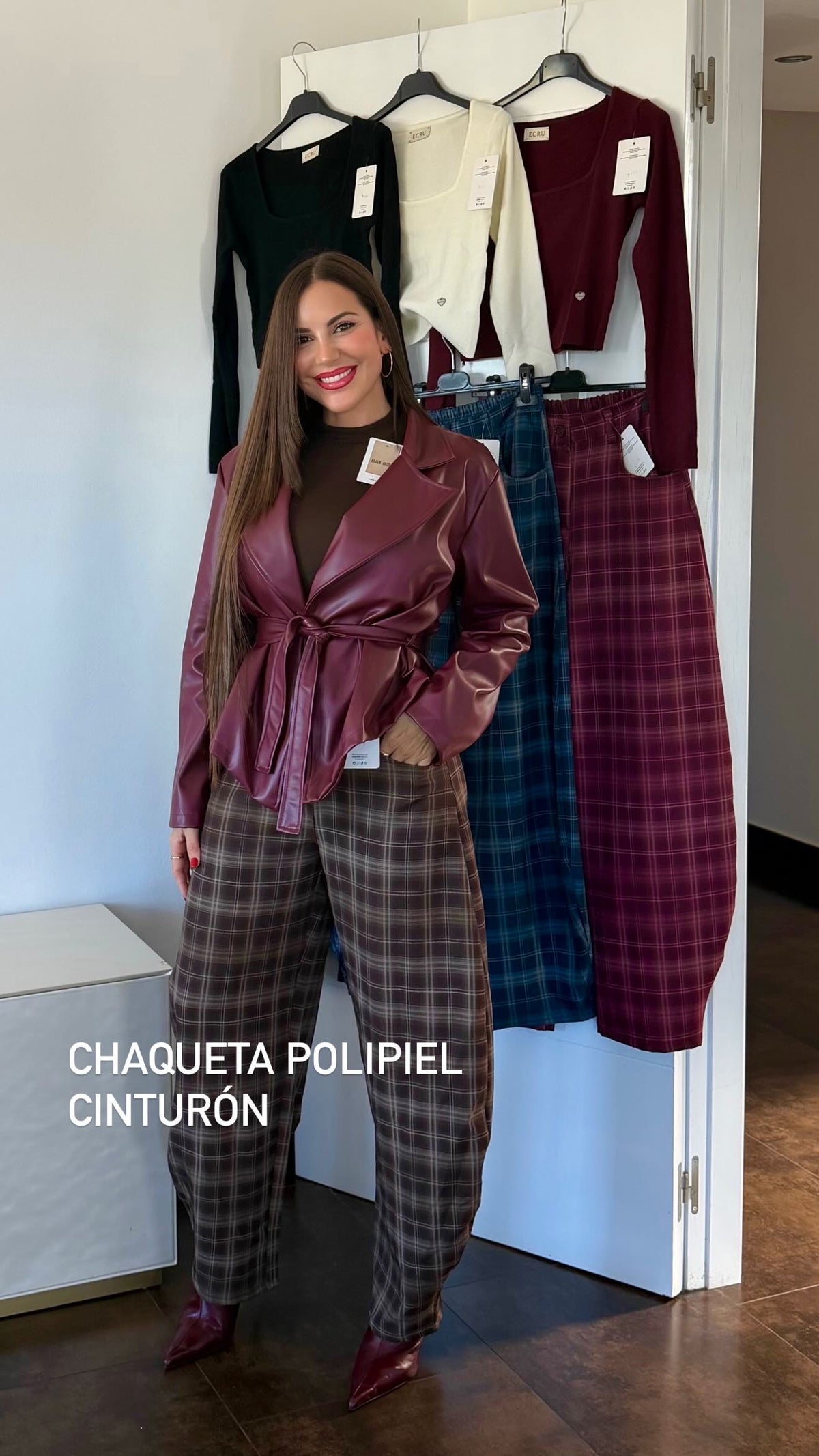 Chaqueta polipiel burdeos