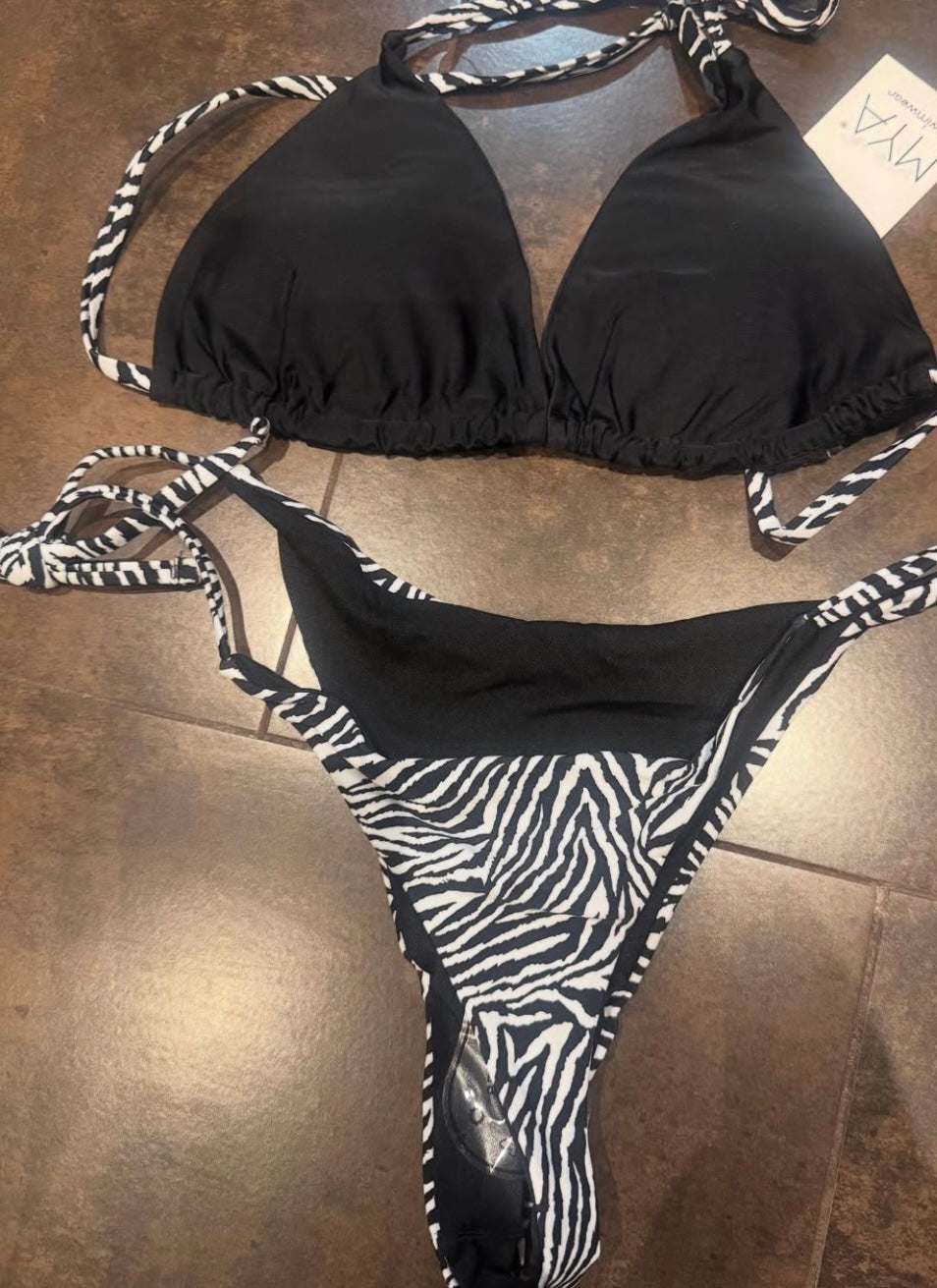 Bikini tanga cebra