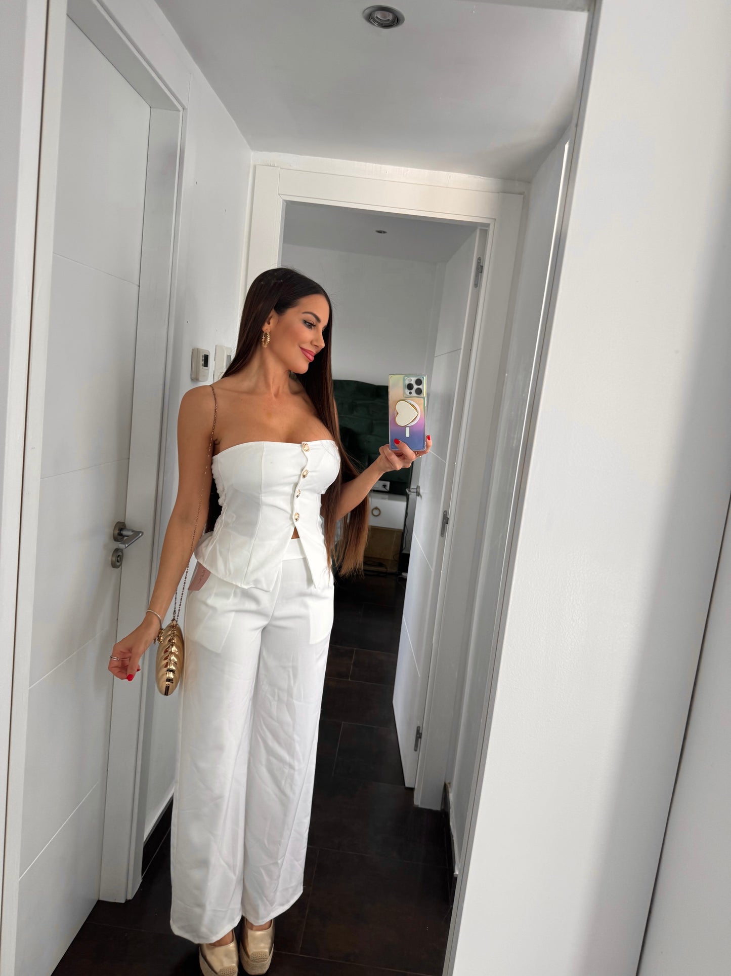 Traje blanco dos piezas