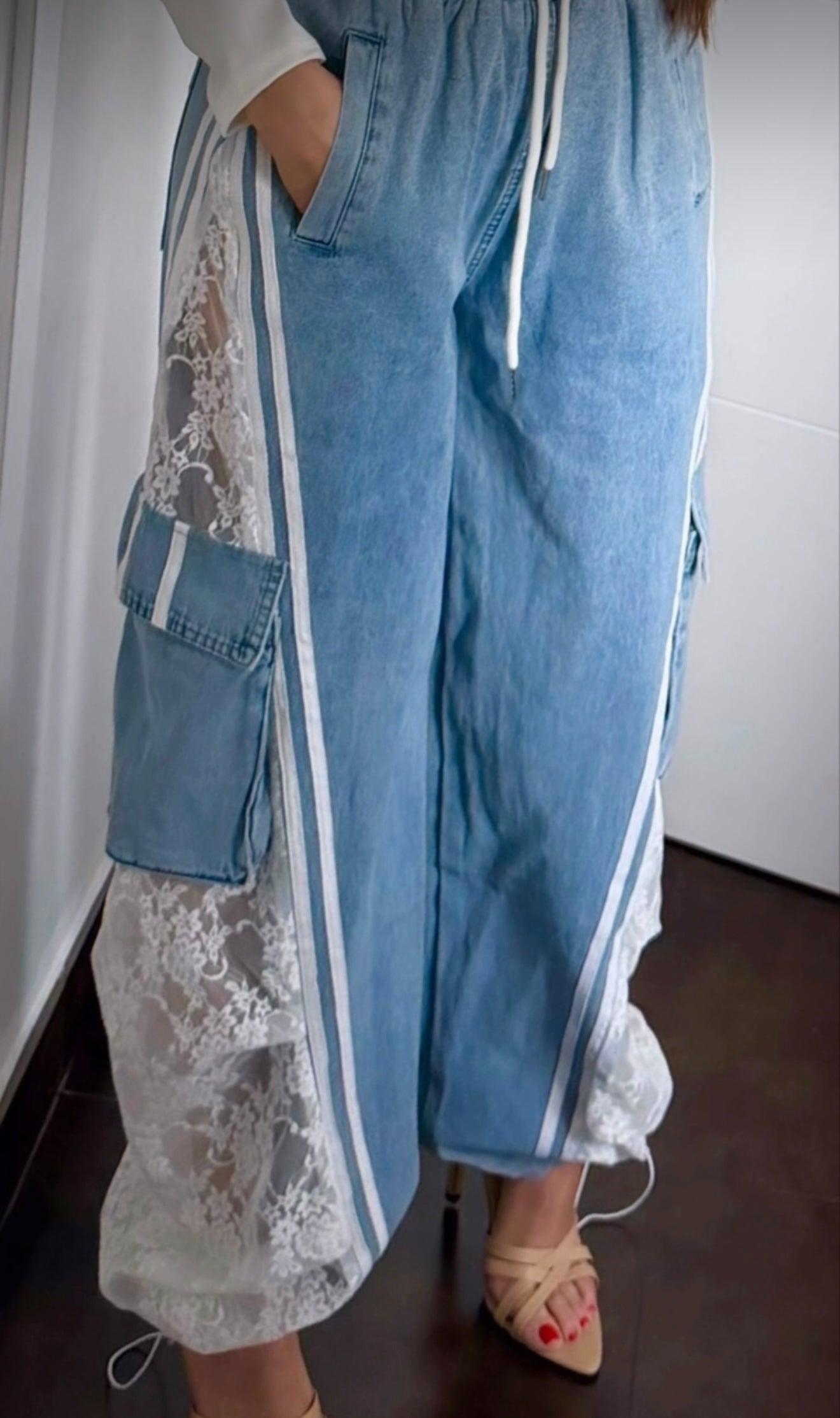 Pantalón vaquero encaje