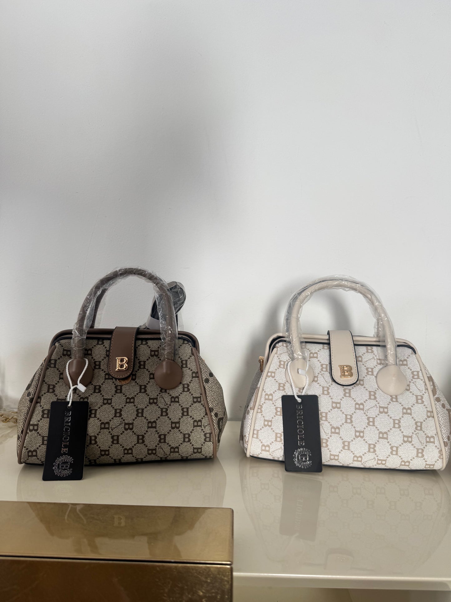 Bolso B